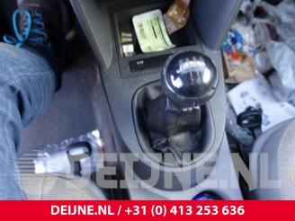 Volkswagen Caddy Caddy III (2KA,2KH,2CA,2CH), Van, 2004 / 2015 2.0 SDI picture 31