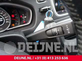 Volvo V-40 V40 (MV), Hatchback 5-drs, 2012 / 2019 1.6 D2 picture 28