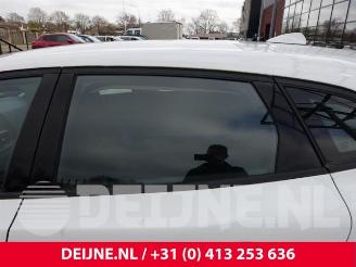 Volvo V-40 V40 (MV), Hatchback 5-drs, 2012 / 2019 1.6 D2 picture 31