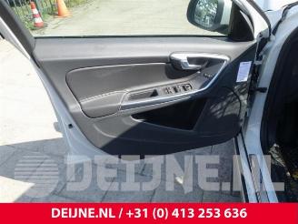 Volvo V-60 V60 I (FW/GW), Combi, 2010 / 2018 2.0 T4 16V picture 16