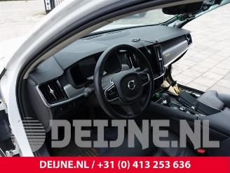 Volvo V-90  picture 12