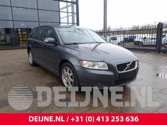 Salvage car Volvo V-50 V50 (MW), Combi, 2003 / 2012 2.0 16V 2008/10