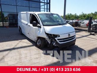 Auto da rottamare Volkswagen Transporter Transporter T7, Van, 2024 2.0 TDI 150 2025/10