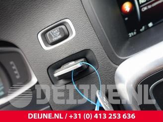 Volvo V-60 V60 I (FW/GW), Combi, 2010 / 2018 2.4 D6 20V Plug-in Hybrid AWD picture 26