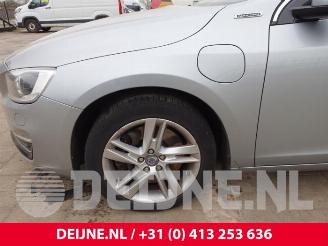 Volvo V-60 V60 I (FW/GW), Combi, 2010 / 2018 2.4 D6 20V Plug-in Hybrid AWD picture 9