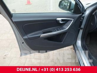 Volvo V-60 V60 I (FW/GW), Combi, 2010 / 2018 2.4 D6 20V Plug-in Hybrid AWD picture 18