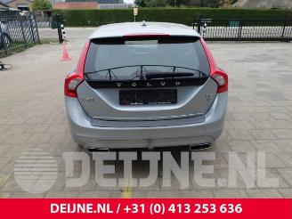 Volvo V-60 V60 I (FW/GW), Combi, 2010 / 2018 2.4 D6 20V Plug-in Hybrid AWD picture 6