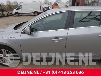 Volvo V-60 V60 I (FW/GW), Combi, 2010 / 2018 2.4 D6 20V Plug-in Hybrid AWD picture 17