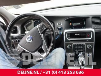 Volvo V-60 V60 I (FW/GW), Combi, 2010 / 2018 2.4 D6 20V Plug-in Hybrid AWD picture 32