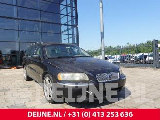 Auto da rottamare Volvo V-70 V70 (SW), Combi, 1999 / 2008 2.4 D5 20V 2006/1