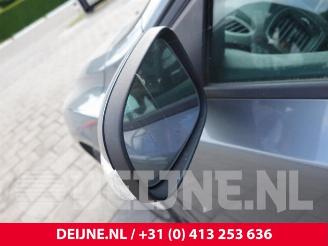 Volvo V-40 V40 (MV), Hatchback 5-drs, 2012 / 2019 2.0 D3 16V picture 12