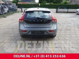 Volvo V-40 V40 (MV), Hatchback 5-drs, 2012 / 2019 2.0 D3 16V picture 6