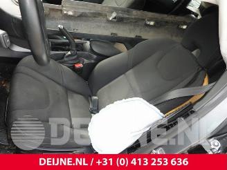 Volvo V-40 V40 (MV), Hatchback 5-drs, 2012 / 2019 2.0 D3 16V picture 20