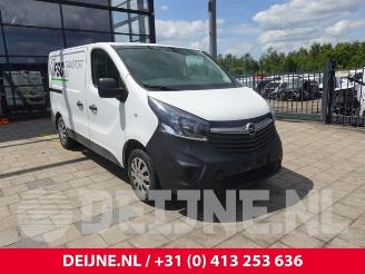 Coche siniestrado Opel Vivaro Vivaro, Van, 2014 / 2019 1.6 CDTI 95 Euro 6 2017/2