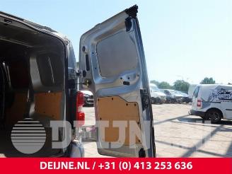 Peugeot Expert Expert (V1/VA/VB/VE/VF/VT/VY), Van, 2016 2.0 Blue HDi 180 16V picture 19