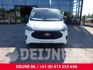 Ford Transit  picture 2