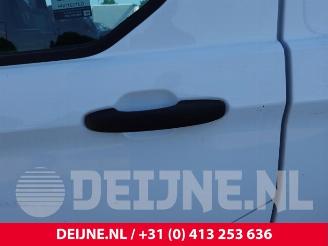 Ford Transit  picture 14