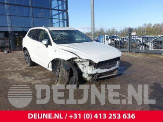 Coche siniestrado Volvo Xc-60 XC60 II (UZ), SUV, 2017 2.0 D4 16V 2019/3