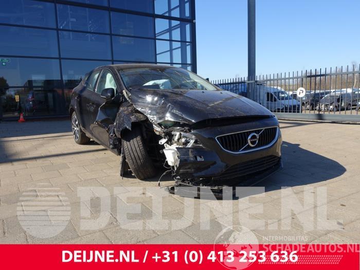 Volvo V-40 V40 (MV), Hatchback 5-drs, 2012 / 2019 2.0 T3 16V