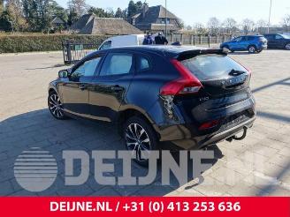 Volvo V-40 V40 (MV), Hatchback 5-drs, 2012 / 2019 2.0 T3 16V picture 5
