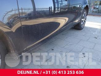 Volvo V-40 V40 (MV), Hatchback 5-drs, 2012 / 2019 2.0 T3 16V picture 11