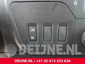 Renault Master Master III (FV), Van, 2010 2.3 dCi 110 16V FWD picture 25