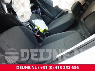 Volkswagen Caddy Caddy Cargo V (SBA/SBH), Van, 2020 2.0 TDI BlueMotionTechnology picture 19