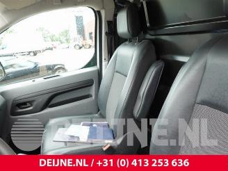 Peugeot Expert Expert (V1/VA/VB/VE/VF/VT/VY), Van, 2016 2.0 Blue HDi 120 16V picture 21