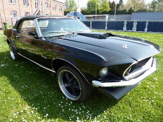 Ford Mustang Cabrio picture 3