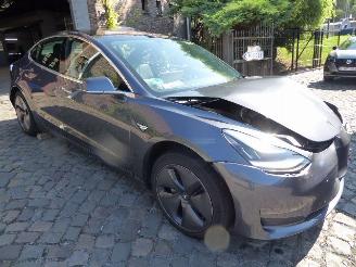 Tesla Model 3 Long Range picture 2