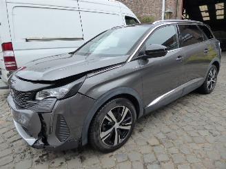 uszkodzony samochody osobowe Peugeot 5008 GT 2022/1