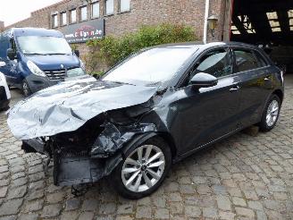 damaged passenger cars Audi A3 Sportback 2021/5