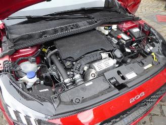 Peugeot 208 GT picture 25