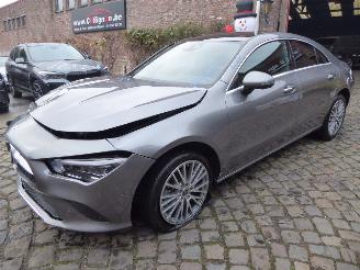 Unfallwagen Mercedes Cla-klasse 250e Hyb 2022/11
