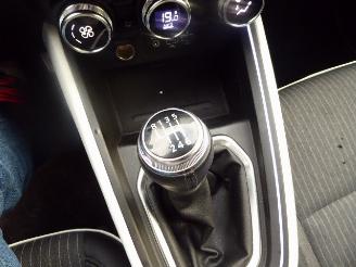 Renault Clio Techno picture 14
