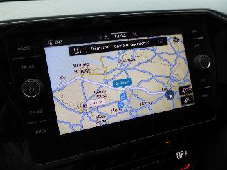 Volkswagen Passat GTE picture 27