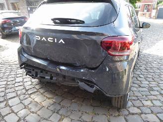 Dacia Sandero Expression picture 6