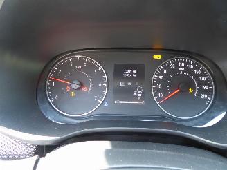 Dacia Sandero Expression picture 14