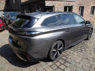 Peugeot 308 SW GT picture 4