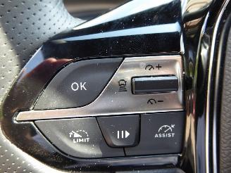 Peugeot 308 SW GT picture 15