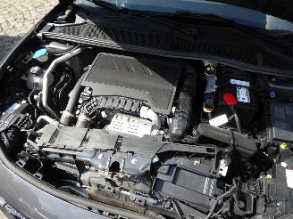 Peugeot 308 SW GT picture 27