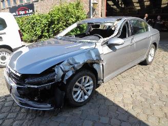 Avarii autoturisme Volkswagen Passat Business 2021/12