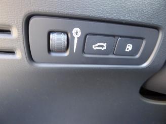 Volvo XC40 Core Recharge Plug-In Hybrid 2WD picture 14