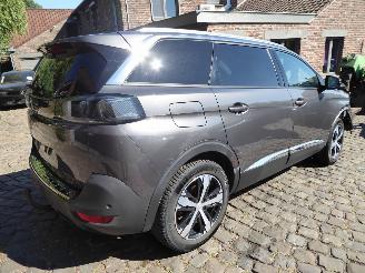 Peugeot 5008 Allure picture 4