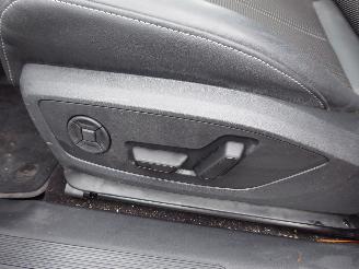 Audi Q4 e-tron Sportback 45 e-tron S Line picture 16