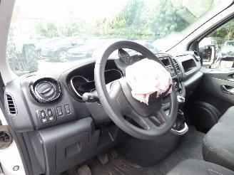 Renault Trafic Grand Confort picture 10