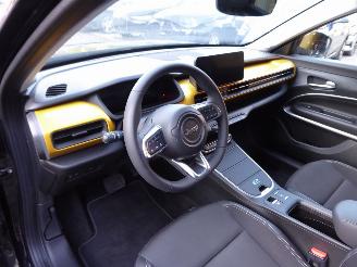 Jeep Avenger Summit picture 14