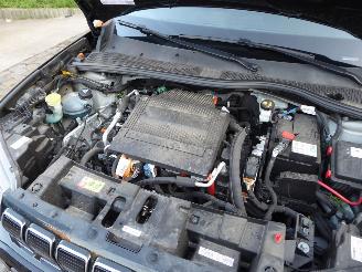 Jeep Avenger Summit picture 26