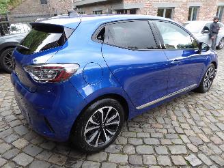 Renault Clio Techno picture 4