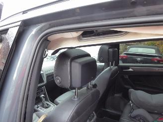 Volkswagen Tiguan R-Line eHybrid picture 9